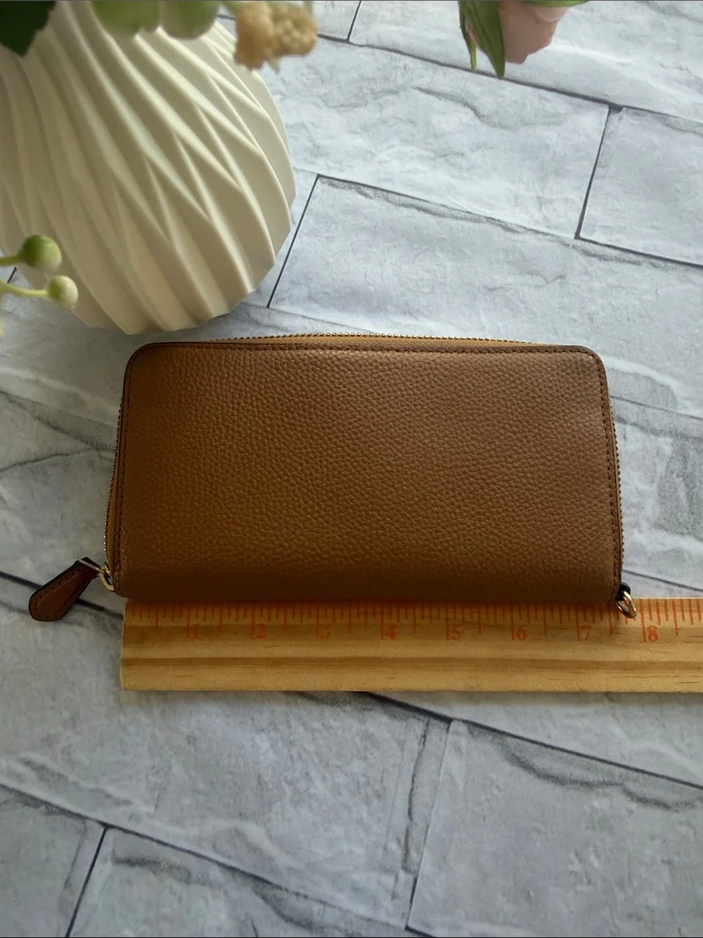 COACH pebble leather accordion zip wallet - Picture 7 of 11